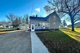 2716 Canterbury Dr, Bigelow, MN 56117 - Photo 3