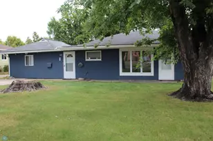 814 4th St N, Wahpeton,  58075 - Photo 25