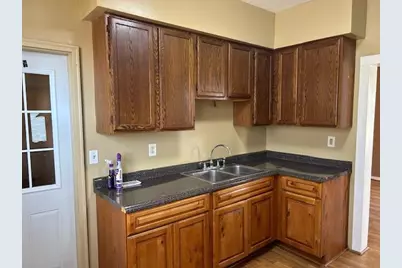 700 W Main Street, Marshall, MN 56258 - Photo 3