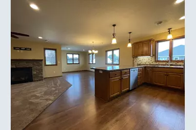 101 Brittany Way SE, Grand Meadow, MN 55936 - Photo 3