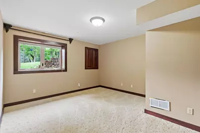 13251 Pennsylvania Avenue, Savage, MN 55378 - Photo 19