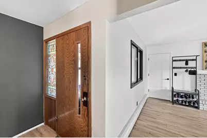 2001 Woods Lane, Burnsville, MN 55337 - Photo 5