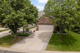 17034 Kings Ct, Lakeville, MN 55044 - Photo 3