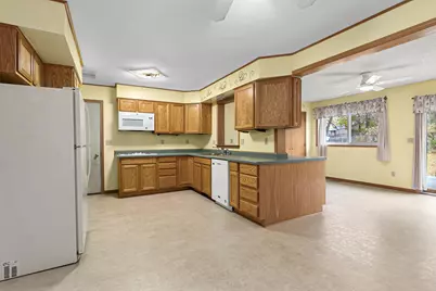 1005 4th Avenue NE, Little Falls, MN 56345 - Photo 7