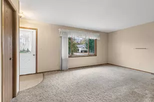 1005 4th Ave NE, Little Falls, MN 56345 - Photo 3