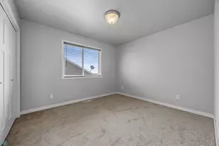 5894 58th Ave S, Fargo, ND 58104 - Photo 13