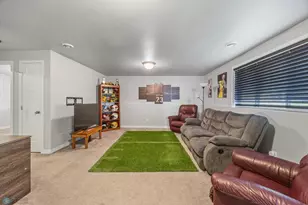 5894 58th Ave S, Fargo, ND 58104 - Photo 21