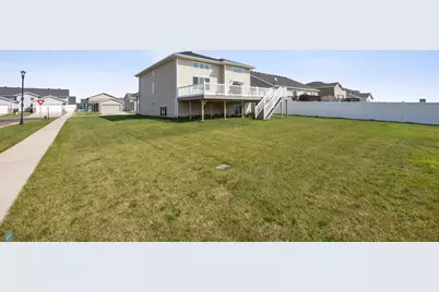 5894 58th Avenue S, Fargo, ND 58104 - Photo 29