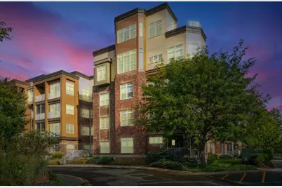 2550 38th Avenue NE #112, Saint Paul, MN 55421 - Photo 1