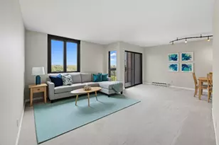 1181 Edgcumbe Rd, Saint Paul, MN 55109 - Photo 1