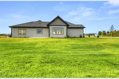 800 Lake Forest Circle, Detroit Lakes, MN 56501 - Photo 5