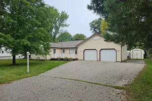 3208 N Nokomis NE, Alexandria, MN 56308 - Photo 1