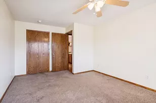 14230 44th Pl N, Plymouth, MN 55446 - Photo 19