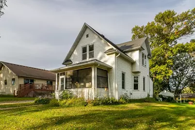 260 S Park Avenue, Le Center, MN 56057 - Photo 3