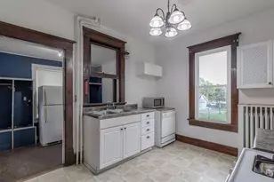 260 S Park Ave, Le Center, MN 56057 - Photo 7