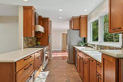 18213 Hermitage Way, Minnetonka, MN 55345 - Photo 3