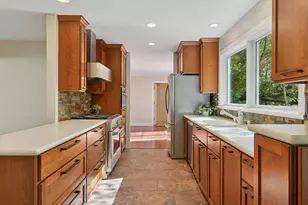 18213 Hermitage Way, Minnetonka, MN 55345 - Photo 3