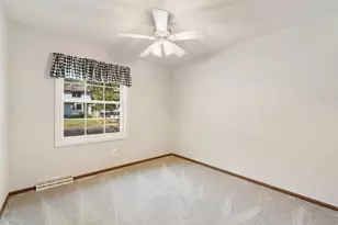 4864 Woodcrest Rd, White Bear Lake, MN 55110 - Photo 11