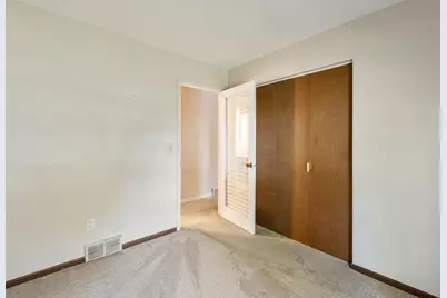 4864 Woodcrest Road, White Bear Lake, MN 55110 - Photo 13