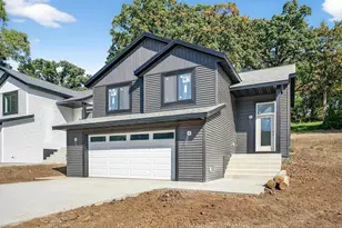 217 20th St SW, Rochester, MN 55902 - Photo 1