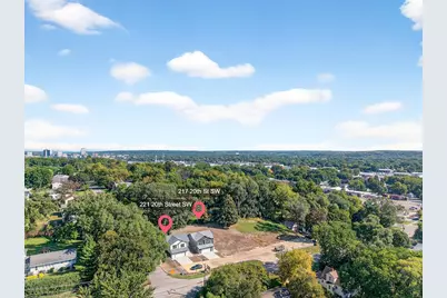 217 20th Street SW, Rochester, MN 55902 - Photo 3