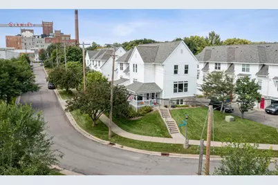 415 Colborne Street, Saint Paul, MN 55102 - Photo 1