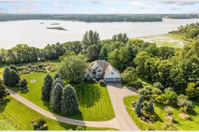 7040 Meridian Avenue S, Franklin Township, MN 55363 - Photo 3