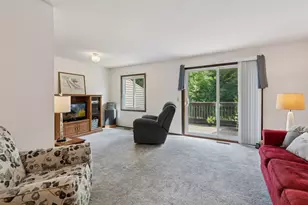 72 River Woods Ln, Burnsville, MN 55337 - Photo 5