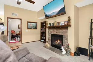 1840 Freedom Ln, Chanhassen, MN 55317 - Photo 5