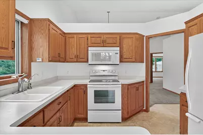 1020 Horizon Street, Vadnais Heights, MN 55127 - Photo 5