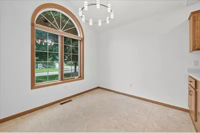 1020 Horizon Street, Vadnais Heights, MN 55127 - Photo 7