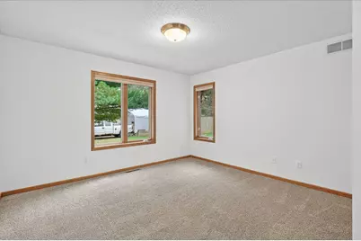 1020 Horizon Street, Vadnais Heights, MN 55127 - Photo 17