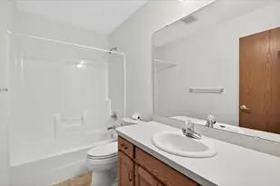 1020 Horizon St, Vadnais Heights, MN 55127 - Photo 19