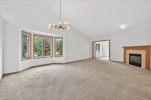 1020 Horizon St, Vadnais Heights, MN 55127 - Photo 11