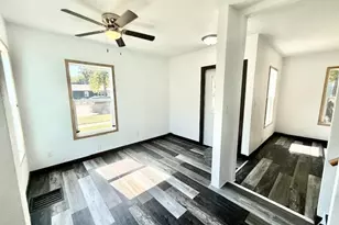 207 E Broadway St, Redwood Falls, MN 56283 - Photo 13