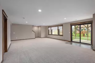 1633 Rolling Hills Ln, River Falls, WI 54022 - Photo 29