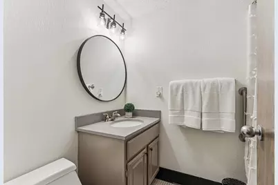 3300 Louisiana Avenue S #422, Saint Louis Park, MN 55426 - Photo 17