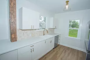 1923 N 28th St, Superior, WI 54880 - Photo 7