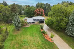 413 12th St, Howard Lake, MN 55349 - Photo 3