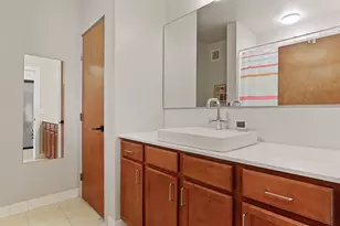 15 E Franklin Ave, Minneapolis, MN 55404 - Photo 15