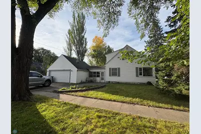 1402 4th Street S, Moorhead, MN 56560 - Photo 1