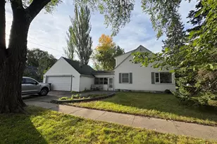 1402 4th St S, Moorhead, MN 56560 - Photo 1