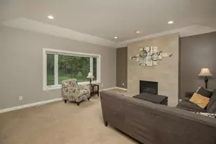 3585 Bridgeview Dr SE, Rochester, MN 55904 - Photo 13