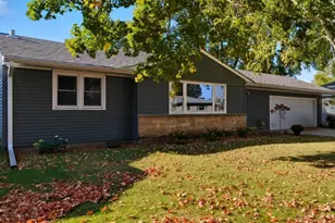 106 E Chandler St, Arlington, MN 55307 - Photo 1