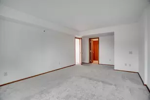 1225 Lasalle Ave, Minneapolis, MN 55403 - Photo 19