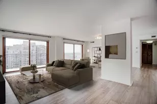 1225 Lasalle Ave, Minneapolis, MN 55403 - Photo 1