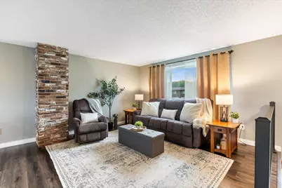 808 Center Drive NW, Chisholm, MN 55719 - Photo 7