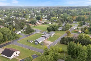 808 Center Dr NW, Chisholm, MN 55719 - Photo 61