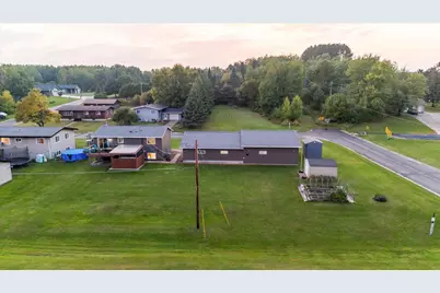 808 Center Drive NW, Chisholm, MN 55719 - Photo 57