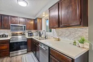 808 Center Dr NW, Chisholm, MN 55719 - Photo 15